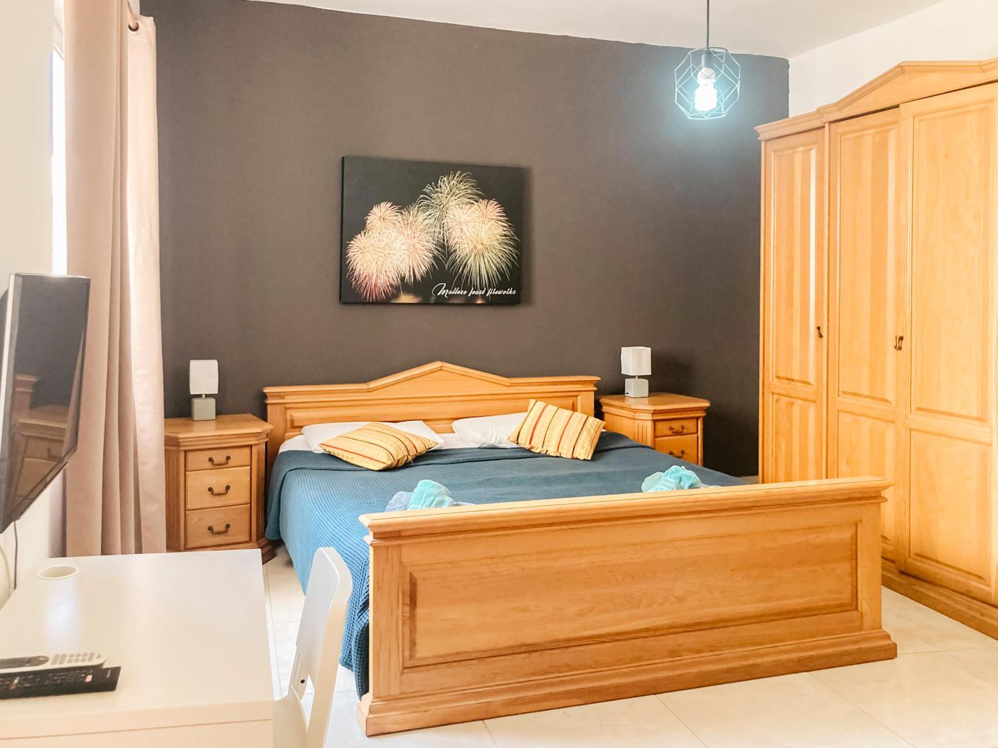 Xl Central Home - Sleeps 10 People Pietà Zewnętrze zdjęcie